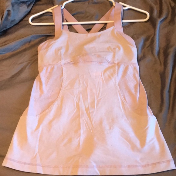 Lululemon top